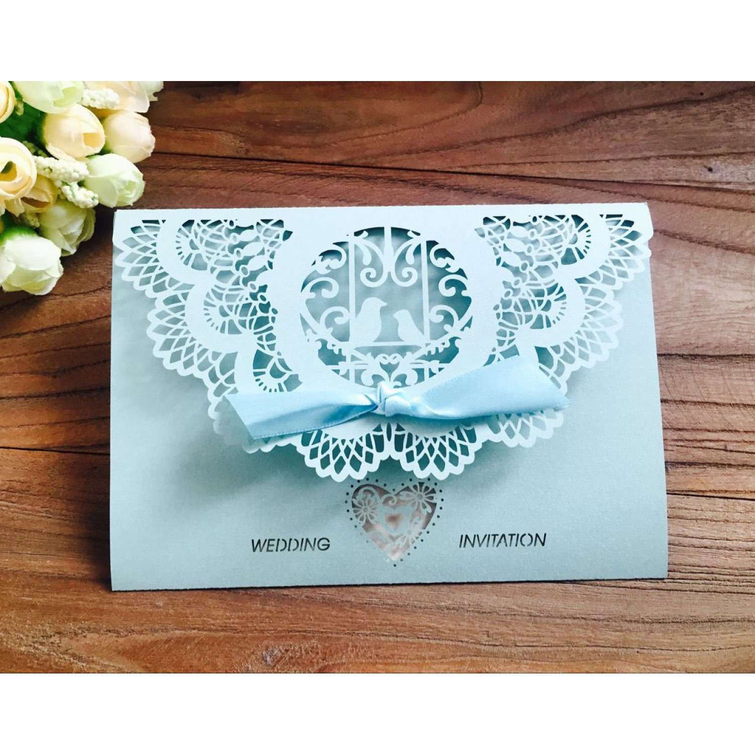 Chinese Style Invitation Card Wedding Decoration Laser Cut Iridescent Paper